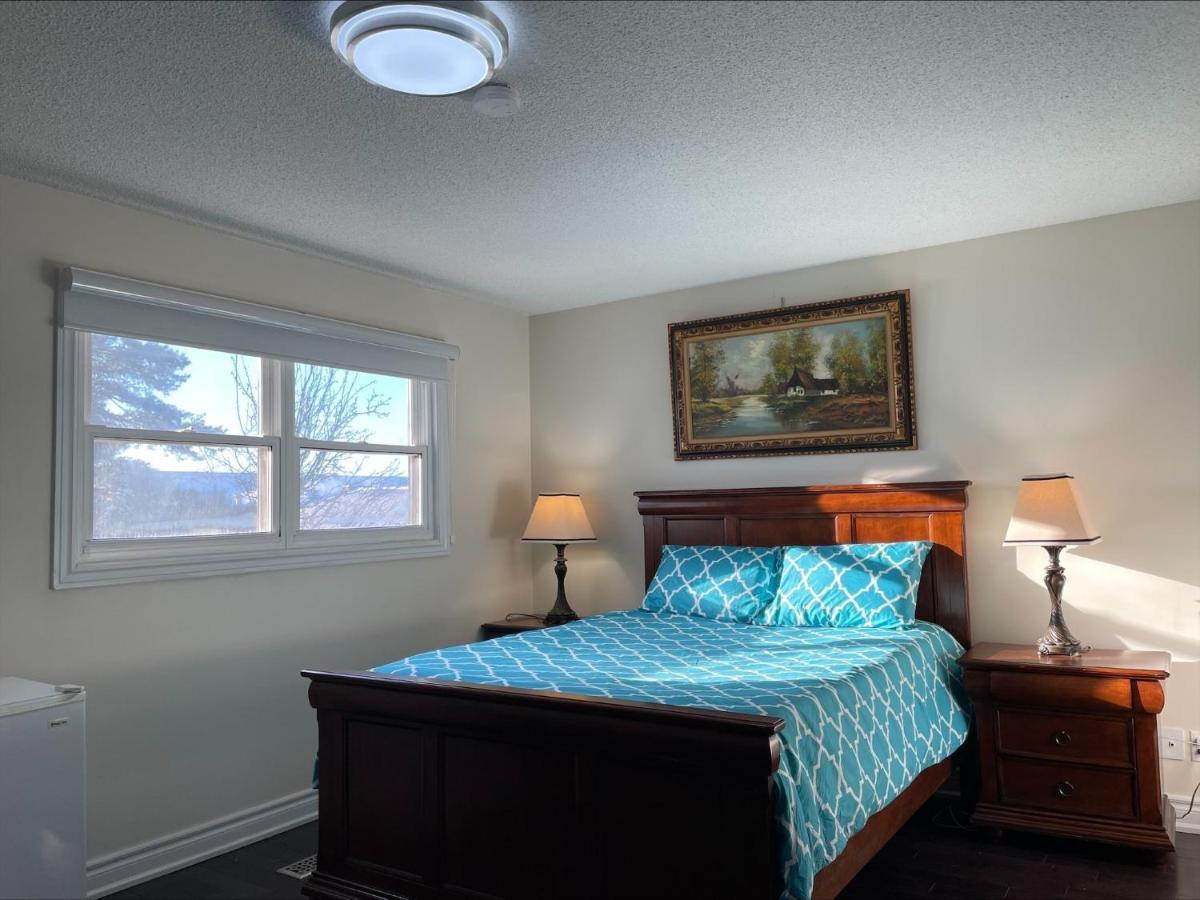 77 Nice And Warm Series Rooms Toronto Buitenkant foto