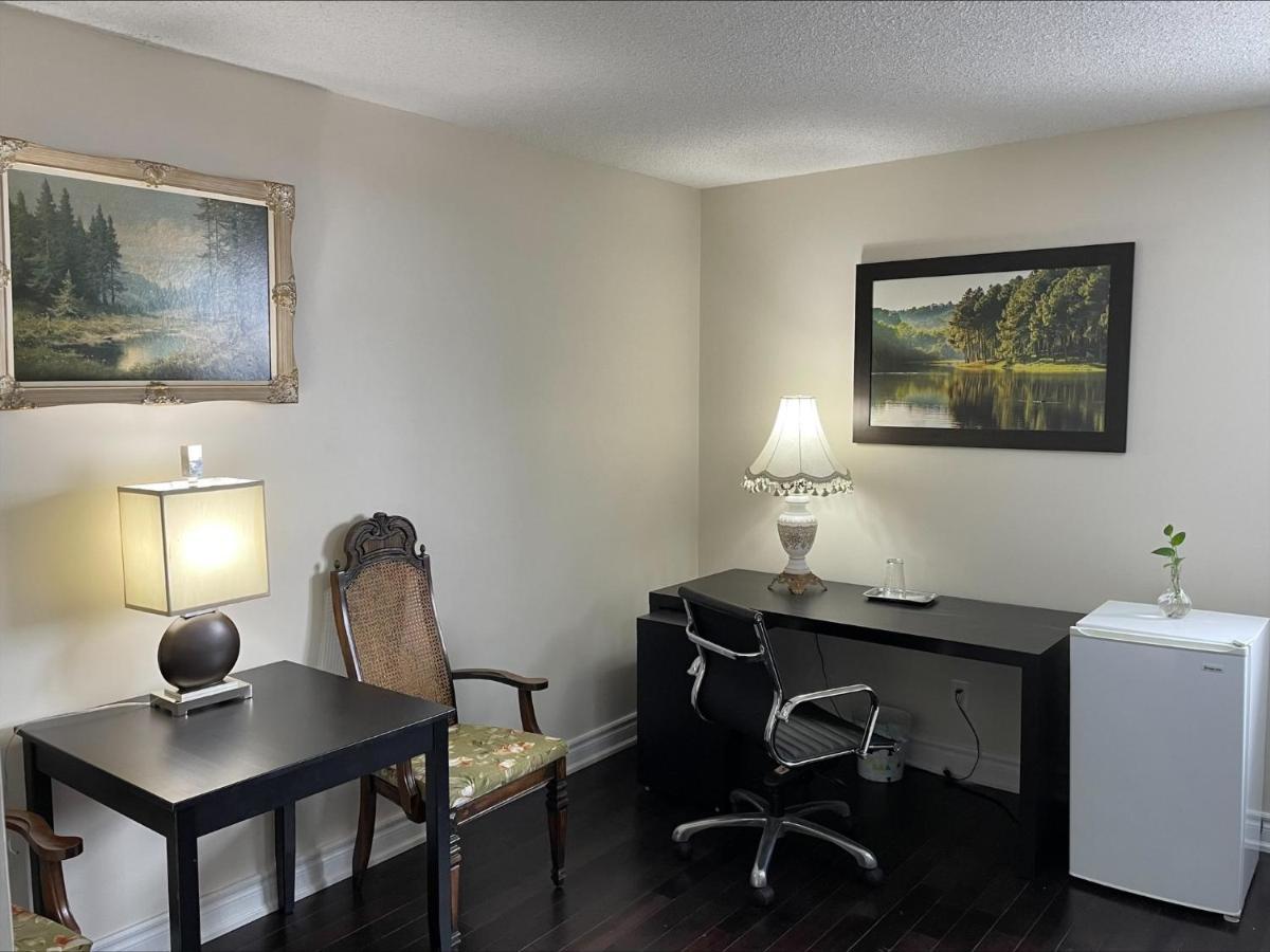 77 Nice And Warm Series Rooms Toronto Buitenkant foto