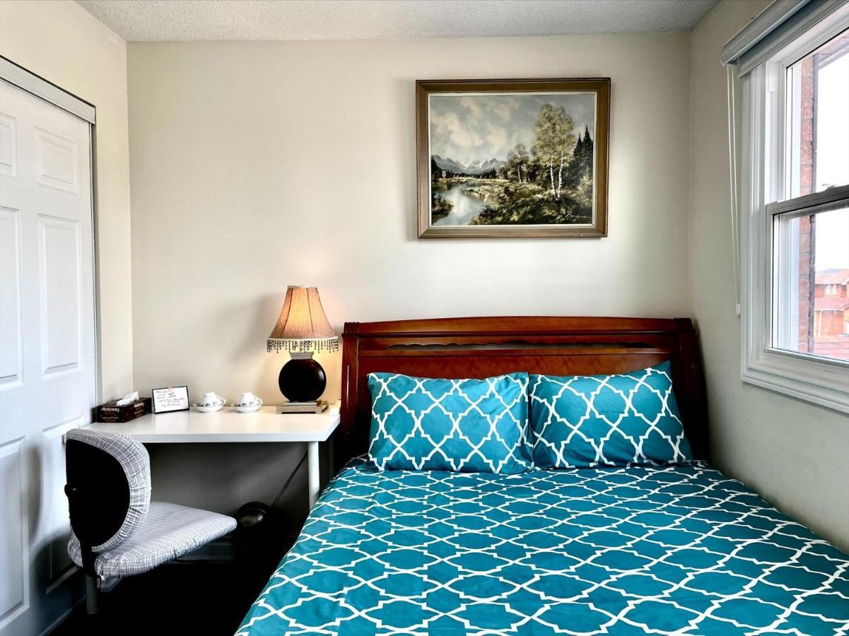 77 Nice And Warm Series Rooms Toronto Buitenkant foto