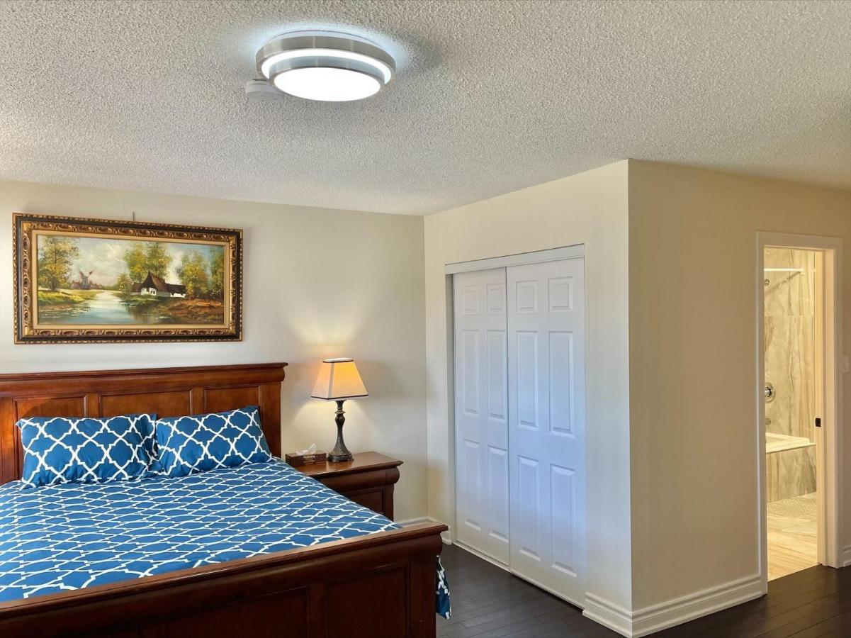 77 Nice And Warm Series Rooms Toronto Buitenkant foto
